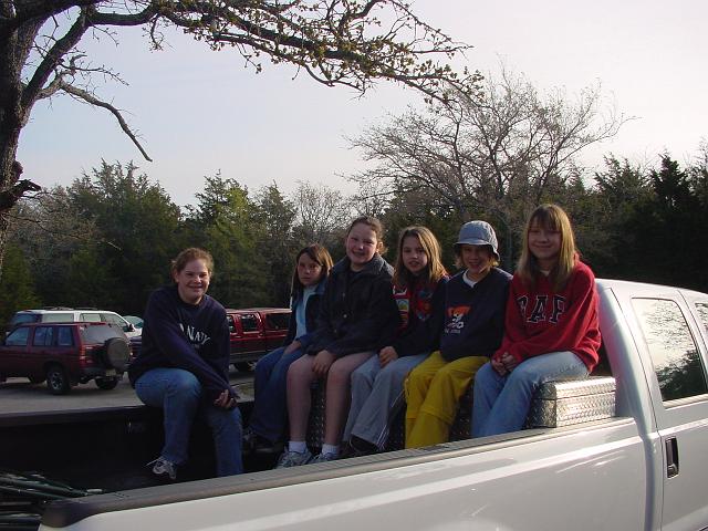 Going to Chapel Meredith, Amelia, Stephanie, Jessica,Caitlin, Amber 2.JPG